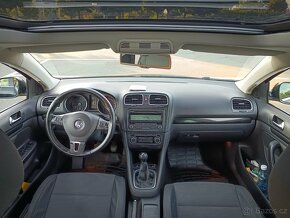 Volkswagen Golf 1.6 TDI - 9