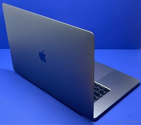 MacBook Pro 16” 2019/16GB RAM/i7/512GB SSD/ Záruka - 9