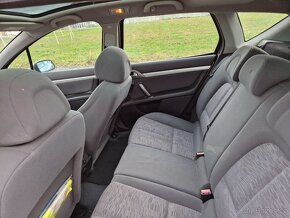 Peugeot 407 Combi 1.6 hdi - panorama - tažné - STK 2026 - 9