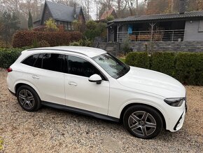 NEW GLC 220d 4-MATIC 145kw,2023,25.000km,AMG PAKET,CZ,KRASNY - 9