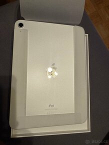 Apple iPad 10,9" (2022) 64GB Wi-Fi stříbrný - 9