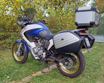 Honda XL 700VA Transalp s výbavou - 9