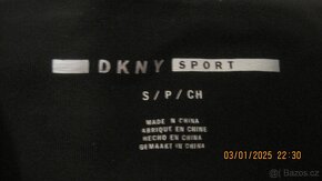 Dlouhé legíny NIKE a DKNY - 9