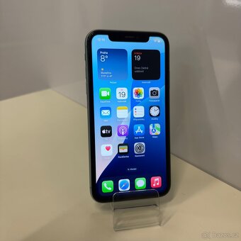 iPhone 11 64GB, zelený, nefunkční Face ID (rok záruka) - 9