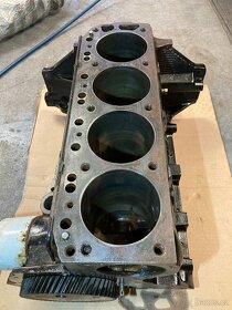 Lodni motor motor  Mercruiser. 3.0 Volvo penta. Na dily. - 9