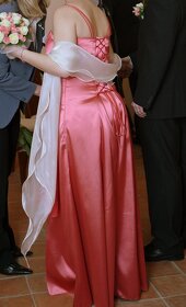 Krásné růžové svatební/společenské šaty pro těhotnou - 9