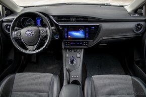 Toyota Auris Touring Sports Hybrid/Executive/SK vozidlo/ - 9