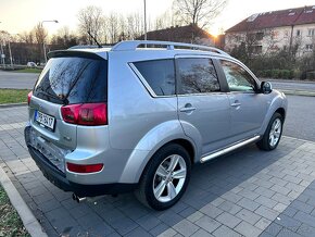 Peugeot 4007 2.2 HDi 115kW 4x4 Najeto 144tis km - 9