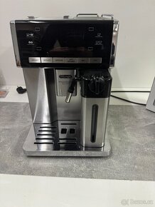 Kávovar DeLonghi ESAM6900.M EXCLUSIVE - 9