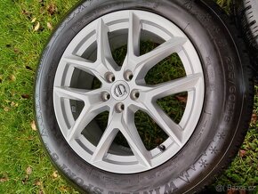 Zimní sada Volvo XC60 r18 5x108 Dunlop 235/60/18  8mm  2021 - 9