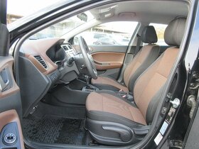 Hyundai i20 Active Automat - 9