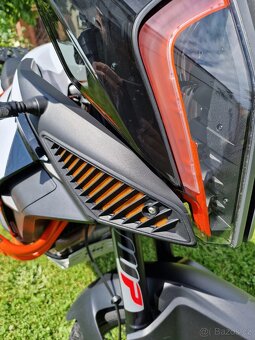 KTM Super Adventure R 1290 - 9