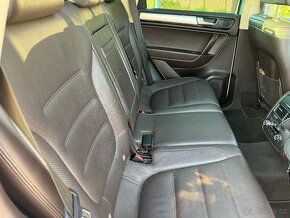 VW Touareg R-Line V6 3.0tdi 180kw DPH-Rozvody - 9