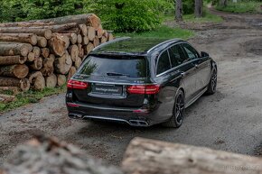 Mercedes-Benz E63 S AMG T 4matic+ BRABUS 700 - 9