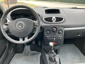 Renault Clio combi 1,2i 55kw,tažné,klima - 9