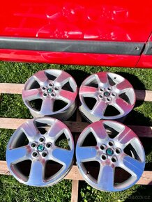 5x112 R17 originál alu disky Škoda Octavia Scout - 9