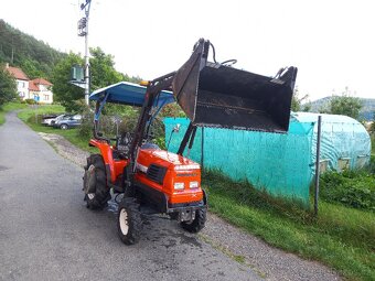 Prodám malotraktor KUBOTA GL25 - 9