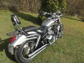 Honda VTX 1800 - 9