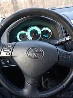 Toyota Corola Verso 1.6 i  r.v 08 první majitel - 9