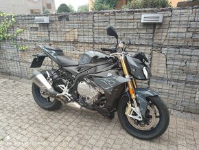 BMW S1000R Face původ CZ, serv.kn.KOVANÁ HP kola AKRAPOVIC, - 9