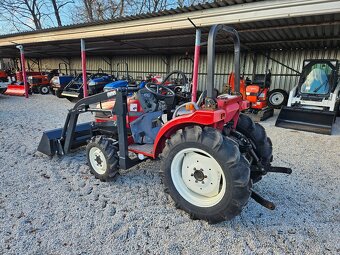 malotraktor Mitsubishi MT240 4x4 s čelákem - 9