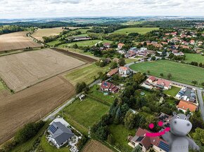 Prodej stavebního pozemku o výměře 1605 m2 v Sulicích okr. P - 9