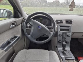 Prodám Volvo S40 1.6D 80KW - KLIMATIZACE - 9