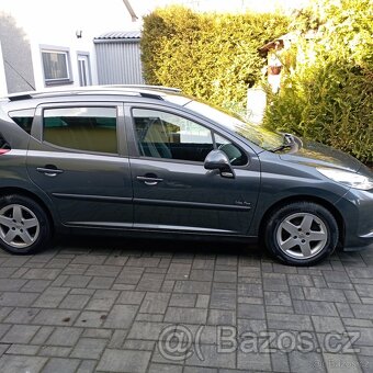 Peugeot 207 SW 1,4 i 16V - 9