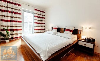 Pronájem zařízeného bytu 2+kk (70 m²), ul. Prokopova, Praha - 9