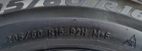 Zánovní zimní pneu Pirelli Sottozero 3 205/60/16 - 9