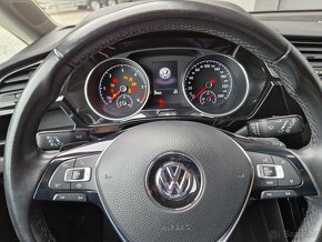 Volkswagen Touran 2,0TDI, 110 KW, DSG - 9