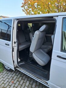 Volkswagen Transporter T5 Facelift, 2.0 TDI, DPH, 9 míst - 9