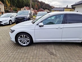 VW Passat Lim., 2.0 TDi Elegance, 39 tis. km, 8x ALU - 9