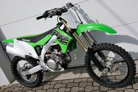 Kawasaki KX450 - 9