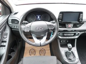 AKCE Hyundai i30 HB 1.0T-GDI 88kW COMFORT 1MAJITEL FAMILY - 9