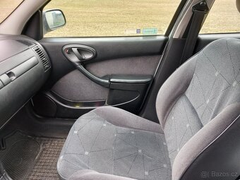 AUTOMOBIL CITROEN XSARA 1.6I - 9