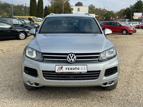 Volkswagen Touareg, 3.0TDI V6 176kWVZDUCHTAŽNÉ - 9