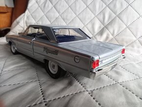 Prodám Plymouth Belvedere, Acme, 1:18 - v původní krabici - 9