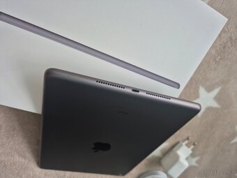 Apple iPad 7. generace 32gb - 9