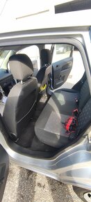 Ford Fiesta 1.3 - 9