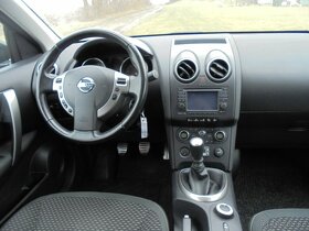 Nissan Qashqai 2.0  benzín 4X4 - 9