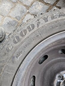 4x zimní pneu Goodyear Ultra grip 185/65/r15, Peugeot 4x108 - 9