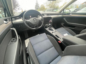 Volkswagen Passat GTE 160kw TSI, LED,tempomat,tažné,head-up - 9