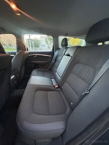 VOLVO V70 2.0D3 5VÁLEC-MANUÁL-NAVI-PDC-SERVISKA-2014 - 9