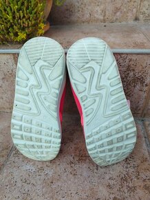 Dívčí sportovní boty Nike Airmax, vel. 34 - 9