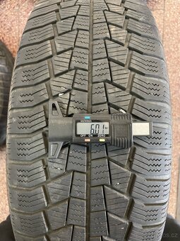 Originalní ALU kola Škoda 5x112 r16 zimní pneu 6mm - 9