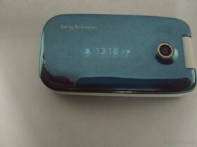 Sony Ericsson Z610i včetně nabíječky. Pro sběratele. - 9