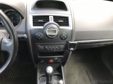 Renault MEGANE, 2008, 1.6i, 82kW, ČR, KLIMA, na SPLÁTKY - 9