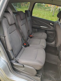 Ford S Max 2.0 tdci - 9