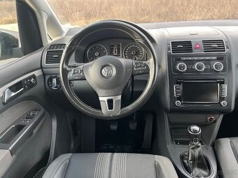 Volkswagen Touran 1.4 TSI, tažné, alu, polokůže - 9